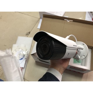 Camera IP 2MP Hikvision DS-2CD2621G0-IZS chống ngược sáng thực